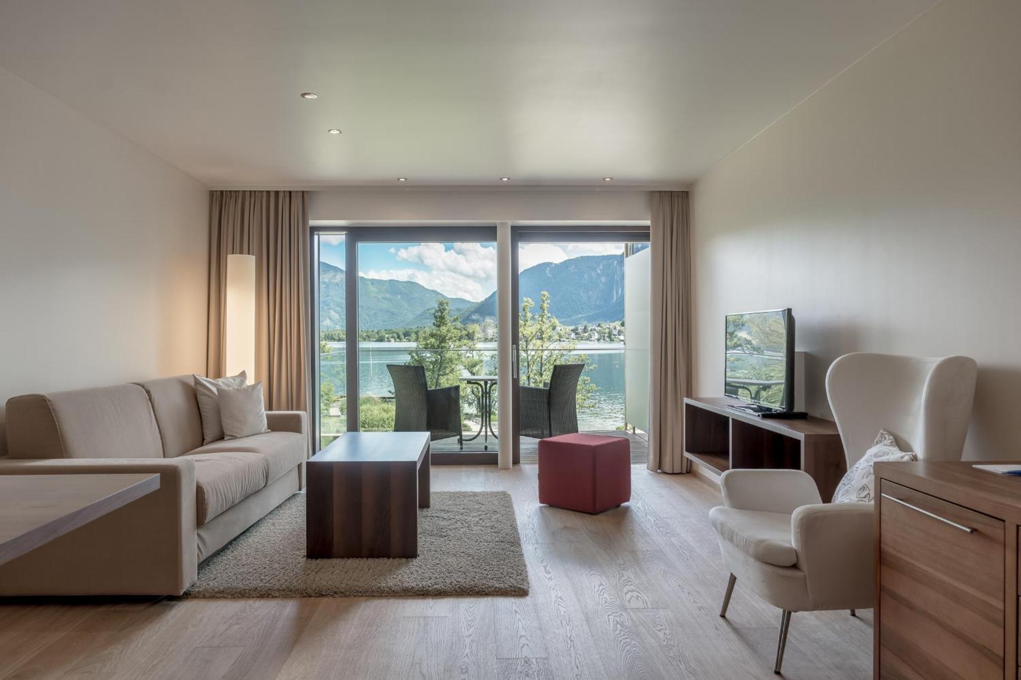 Seehotel Restaurant Lackner Mondsee Exterior photo